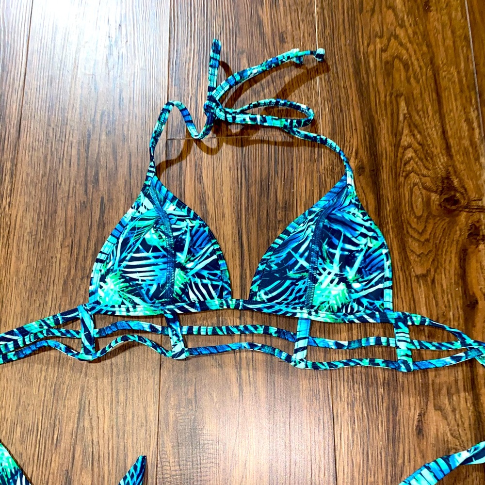 Victoria’s Secret Caged Bikini Top